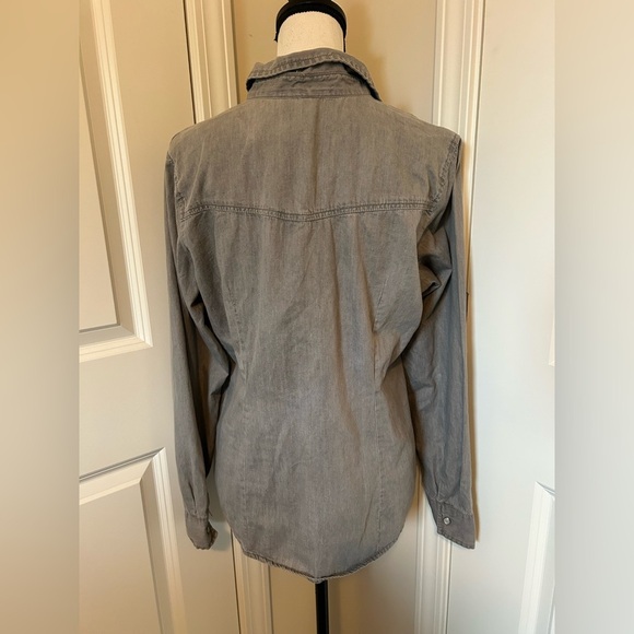 Western style Casual Gray Button-Up Shirt - Picture 4 of 5